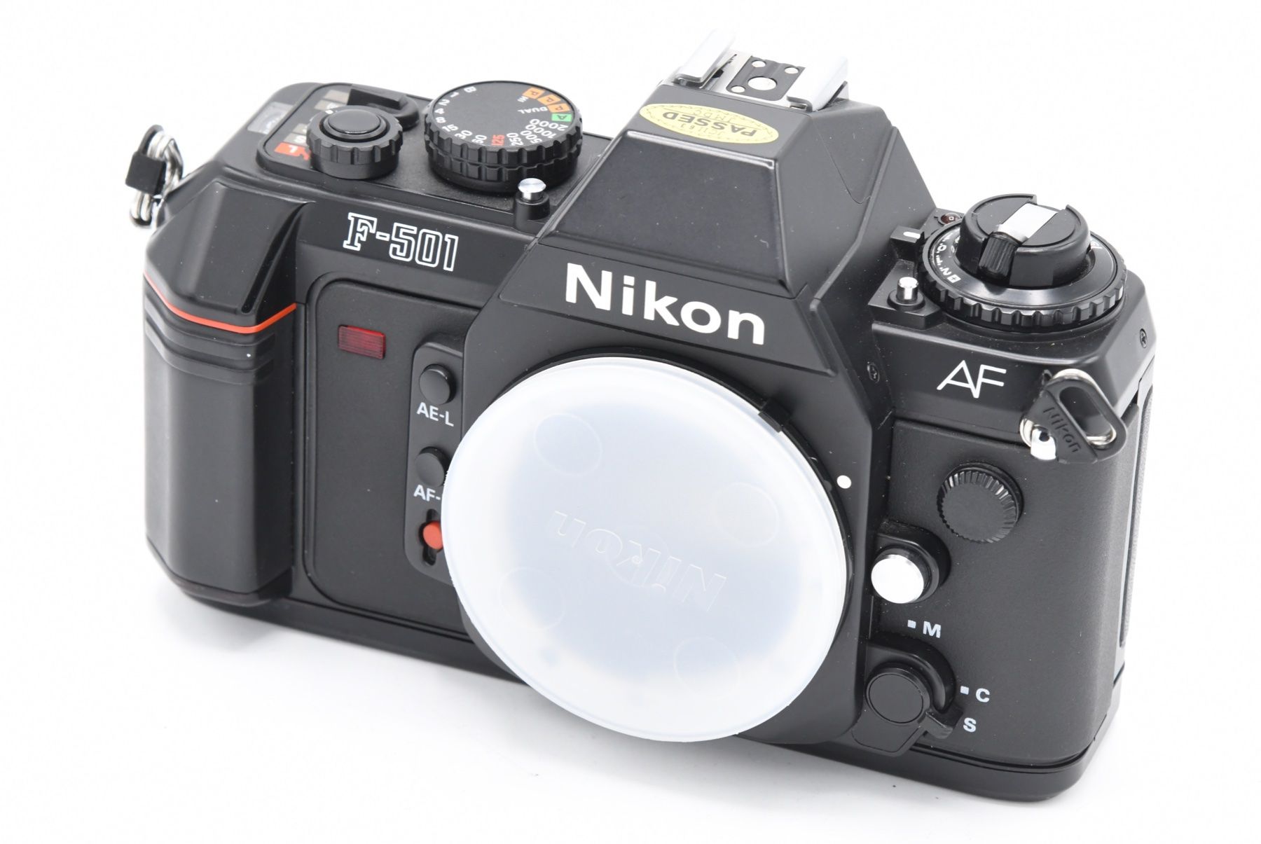 Nikon Fotocamera: Nikon F-501 Body – Usato da Bellinzona venduto da CarpiFotoSA