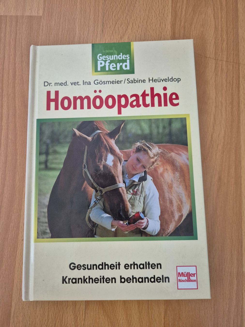 Brides, licols: Pferdefachbuch – Neuf (Voir description) à Meggen par Orrinka20