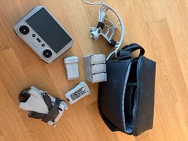 DJI Mini 3 Pro Drohne mit 5 Akkus und Tasche guter Zustand