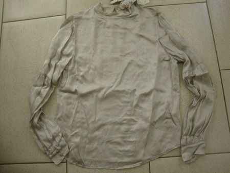NILE BLUSE GR.L **NEU**
