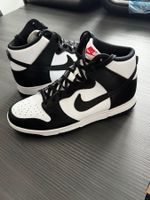 Nike Dunk High Panda.. EU 43
