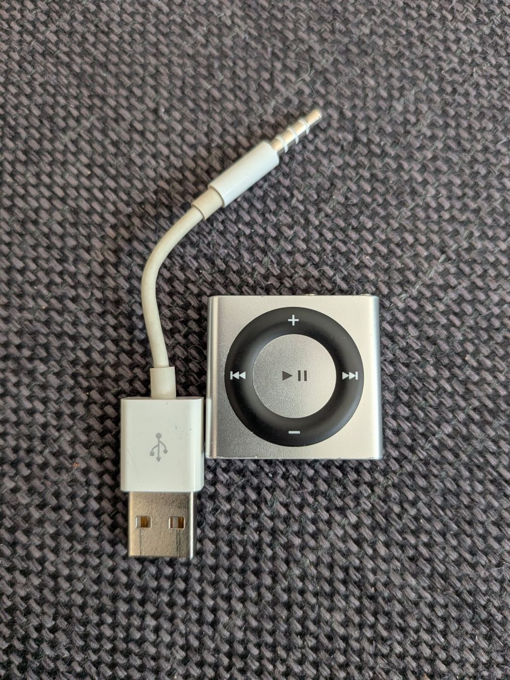 Apple Lettore multimediale portatile: iPod Shuffle 4. Generation – Usato da Frauenfeld venduto da Marzia.M