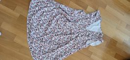 Sommerliches Blümchenkleid, kurz, Grösse L, Top Zustand!