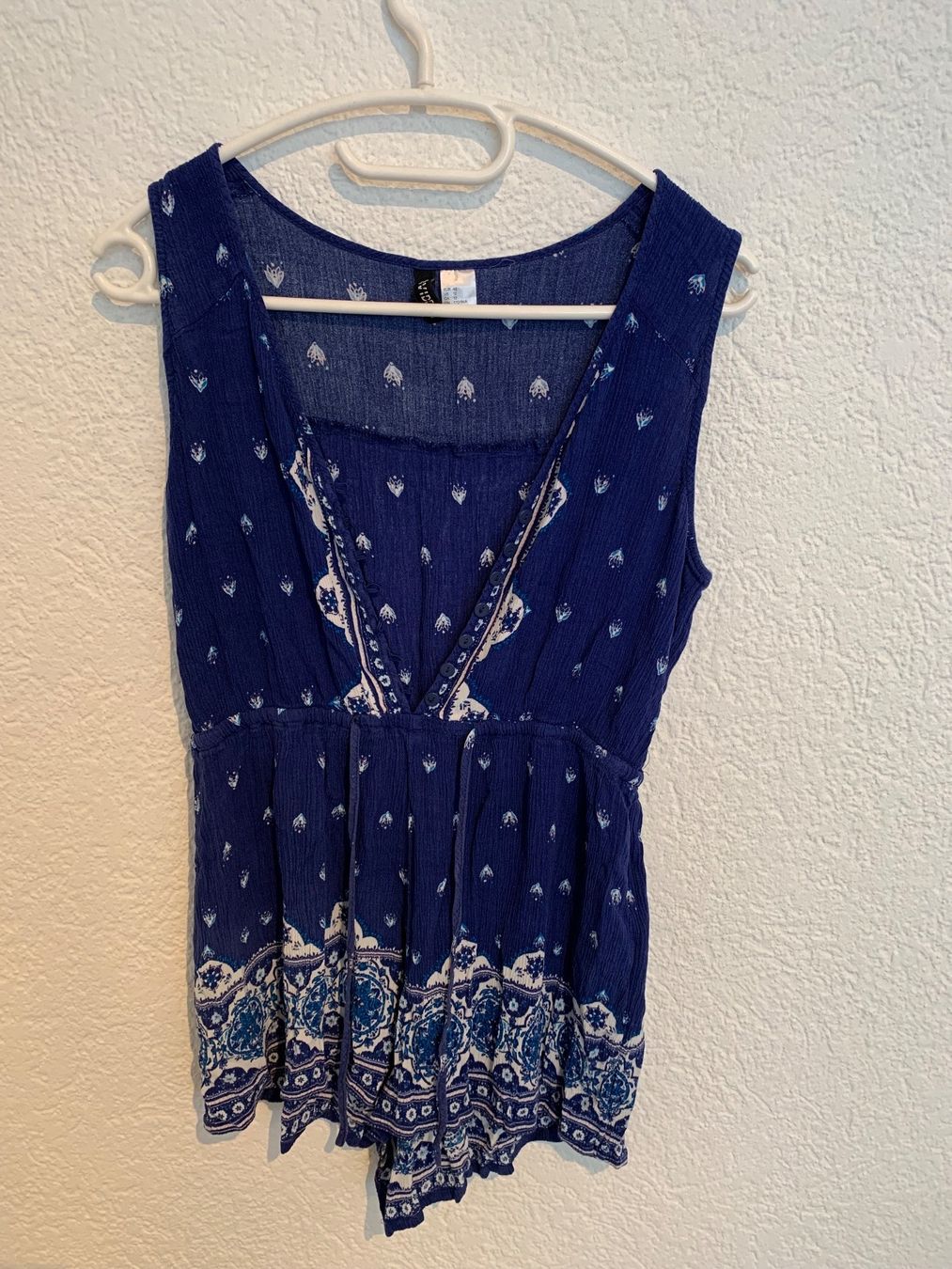 H&M Tute: H&M kurzer Jumpsuit blau Gr. M – Usato da Fislisbach venduto da KolibriSecondhand 1