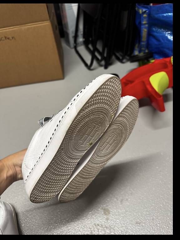 Scarpe da donna: sneaker tommy hilfiger – Usato da Wiesendangen venduto da Aleksad 2