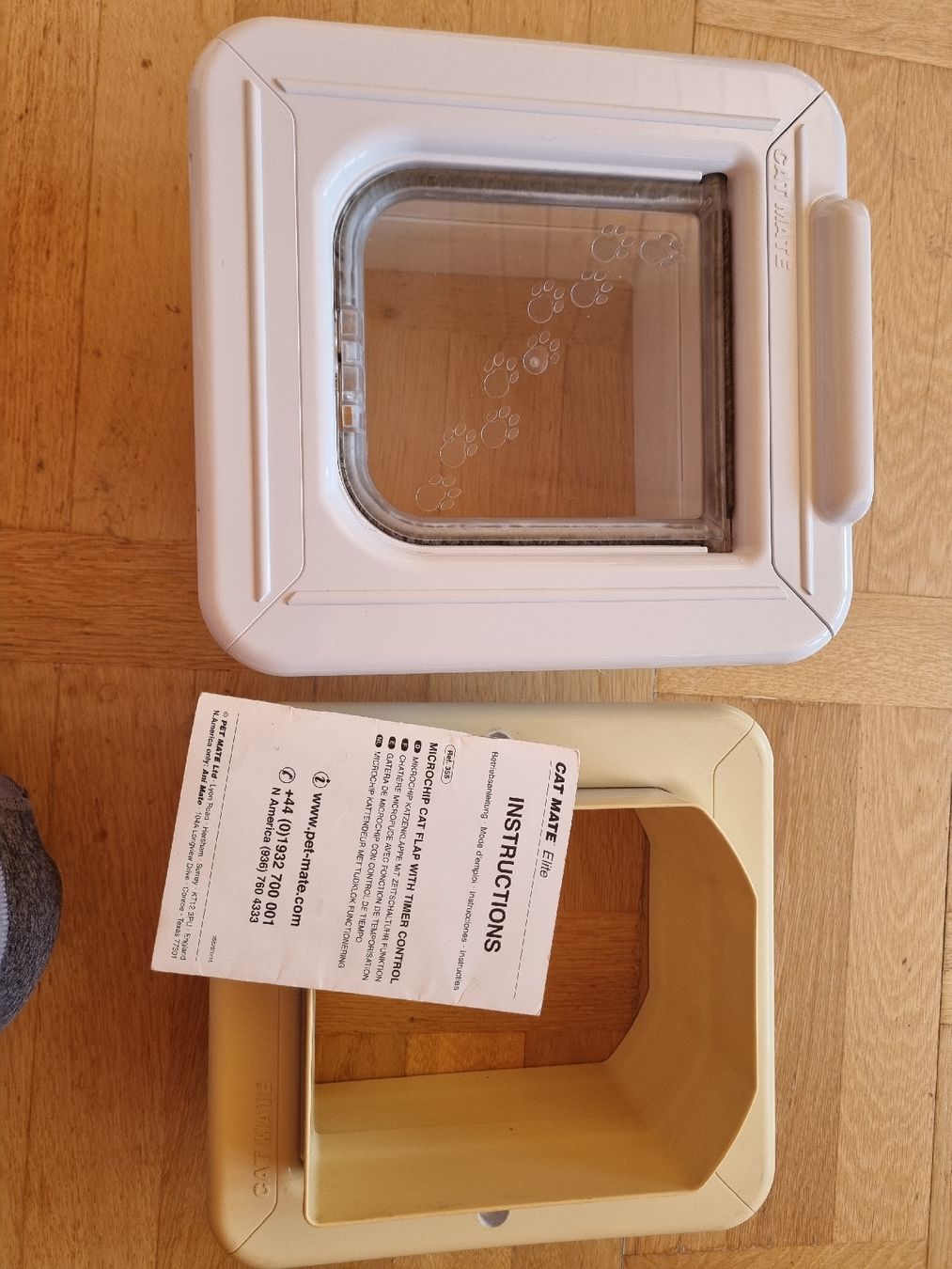 Katzenklappen: Microchip Katzenklappe mit Timer Funktion – Gebraucht aus Wildhaus von Lurch1971