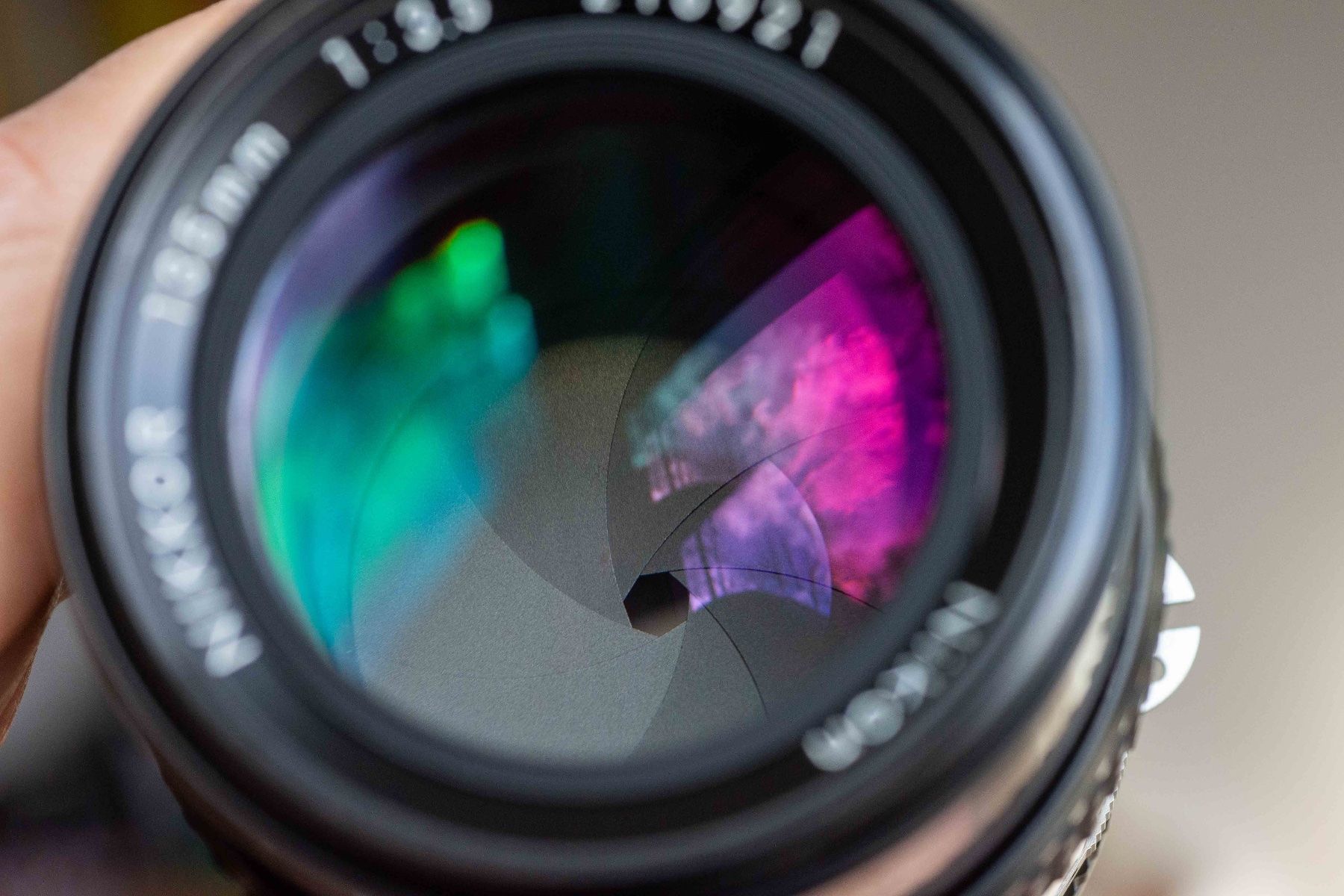 Nikkor Obiettivi: Nikon Nikkor 135mm f3.5 AI – Usato da Schwerzenbach venduto da floridan
