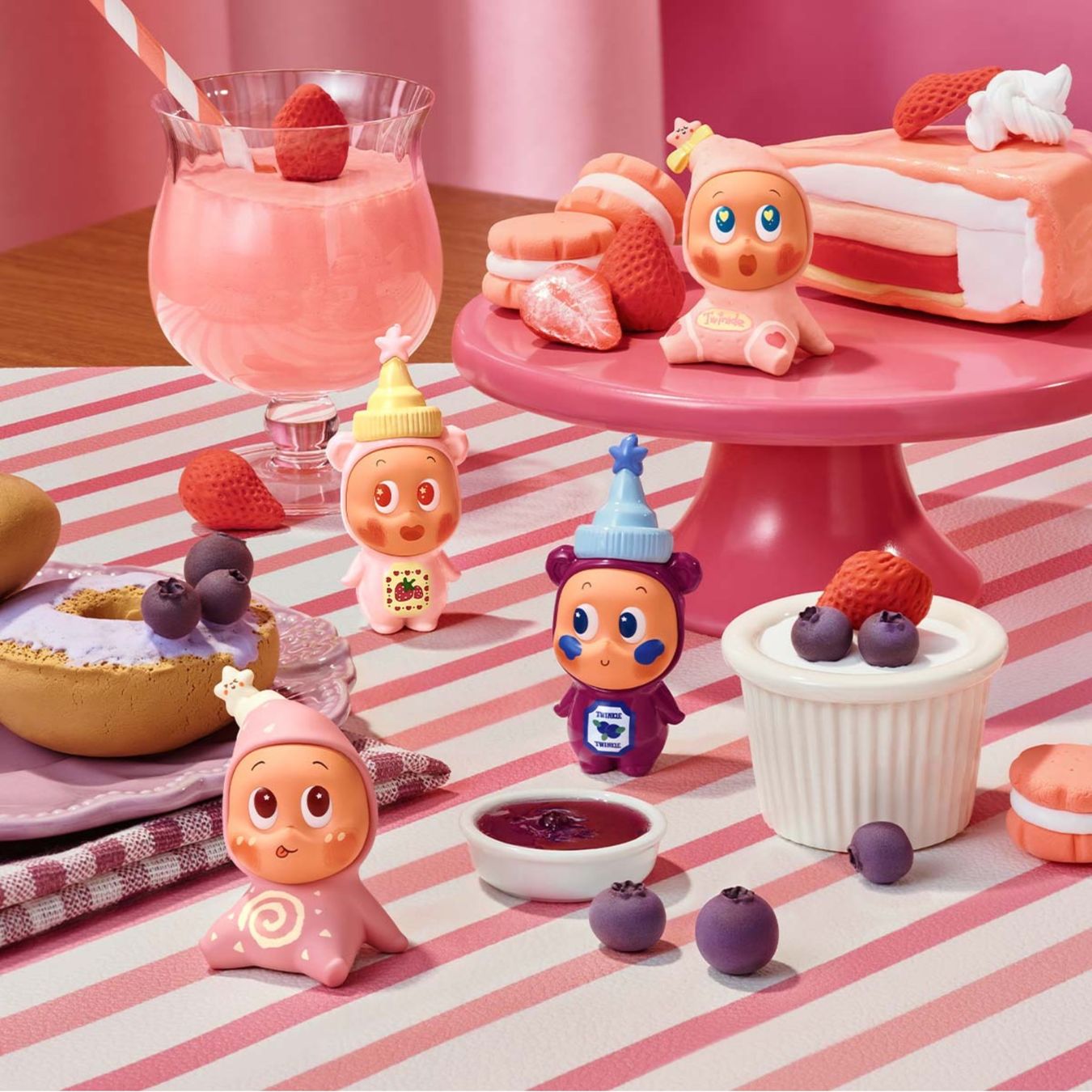Pop Mart Statuette: POP MART TWINKLE TWINKLE Create Your Taste STRAWBERRY MILK! – Nuovo e nell'imballaggio originale da Belmont-Lausanne venduto da HausPopCharm 4
