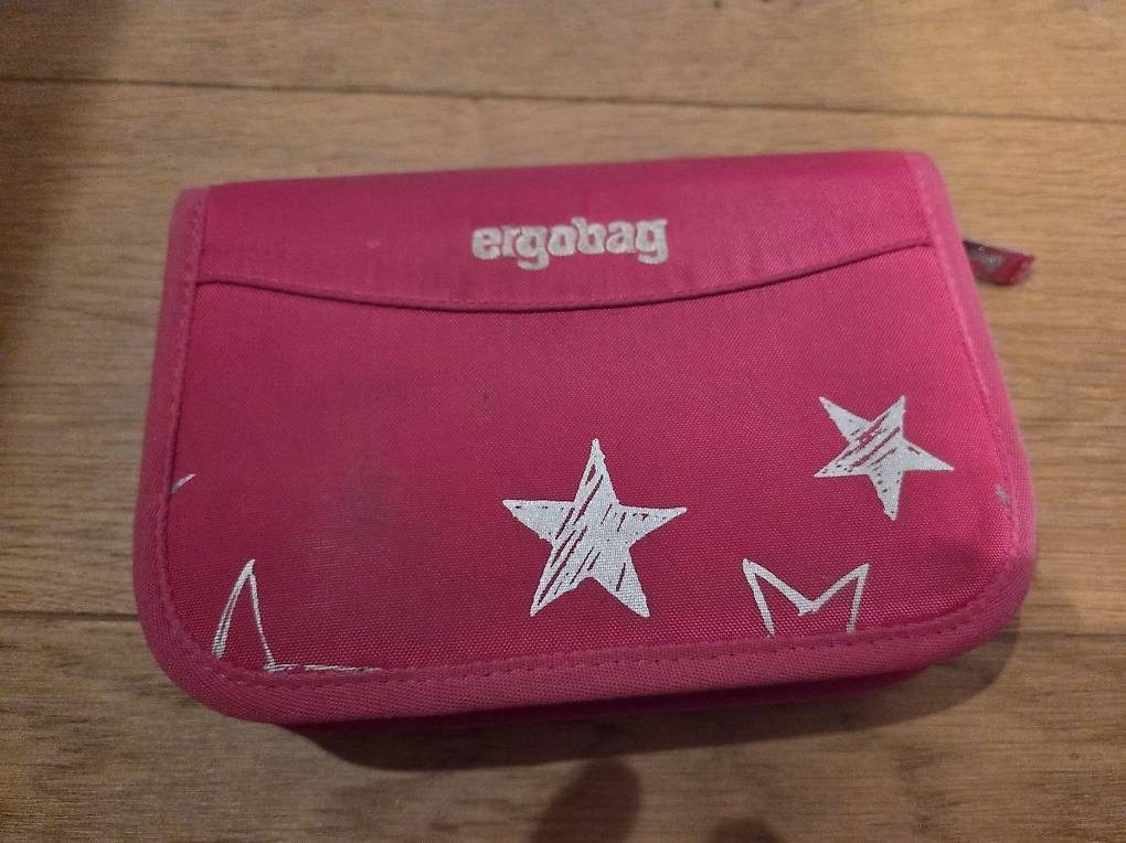 Kindertaschen: Ergobag SchulrucksackSet in Pink
 – Gebraucht aus Schattdorf von KleinP 1