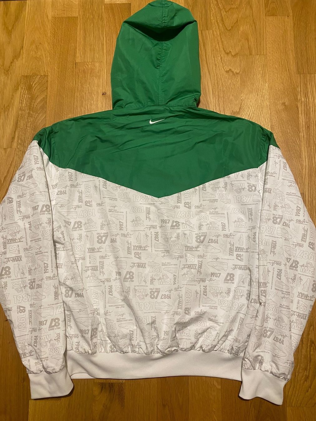 Nike Jacken: ORIGINAL NIKE JACKE AIR MAX ON AIR 1987 MEDIUM – Neu (gemäss Beschreibung) aus Zürich von TRIKOTKAISER 3