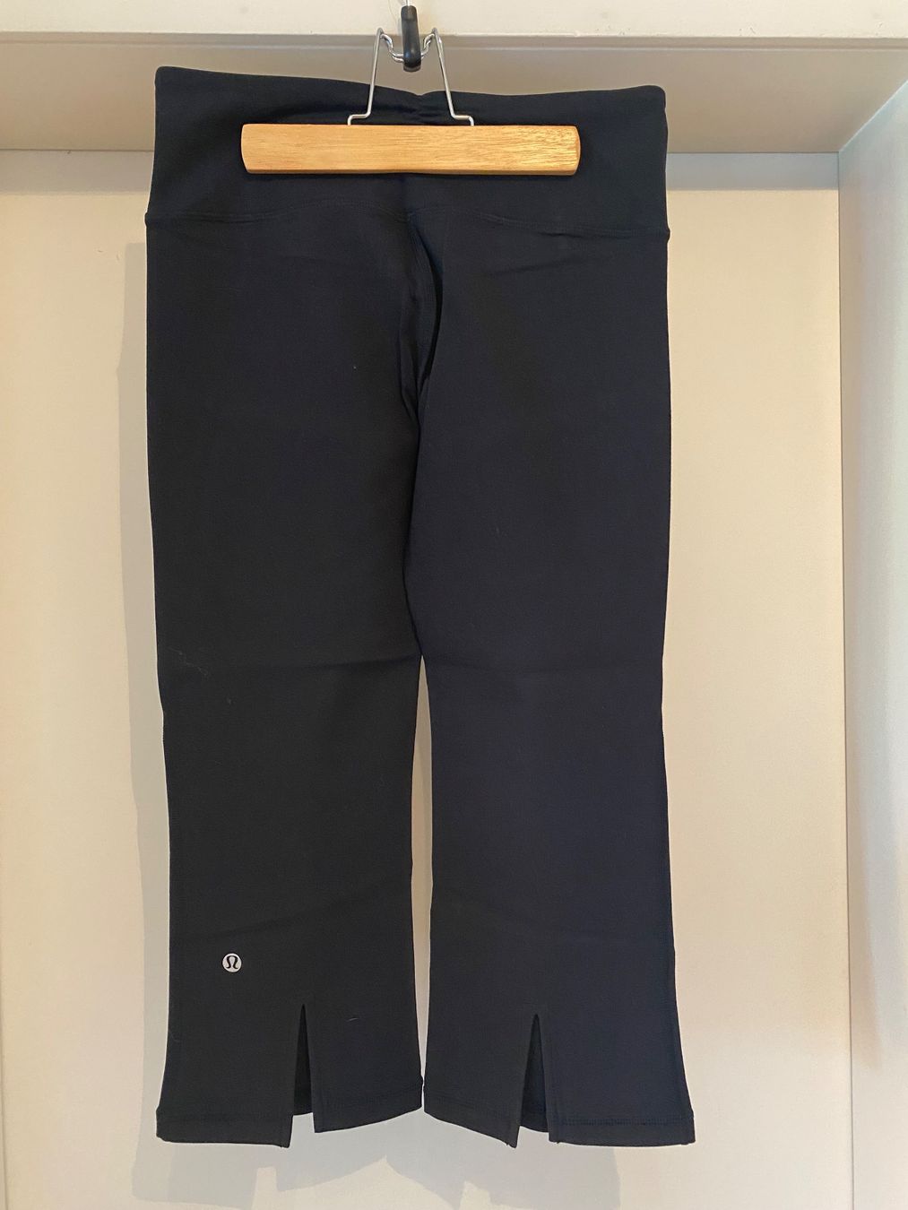 Leggings: Neue Lululemon Leggings – Nuovo (secondo la descrizione) da Freienbach venduto da sala8807 1