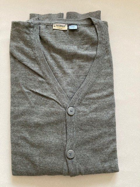 Maglioni & Felpe: Strickpullover – Usato da Pratteln venduto da Miki_