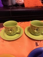 Set von 11 Tassen mit Untertassen diverse Farben