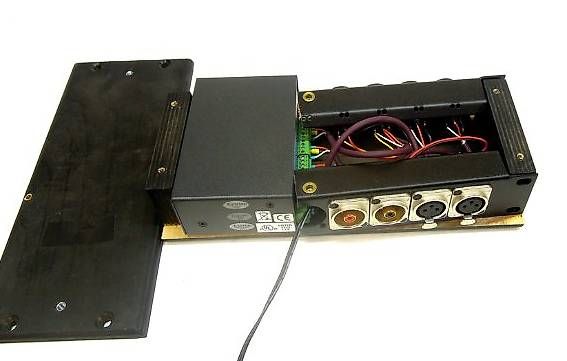 Convertitori: EXTRON MDA 3A [ID 1033] – Usato da St. Gallen venduto da RR_SonicDesign 2