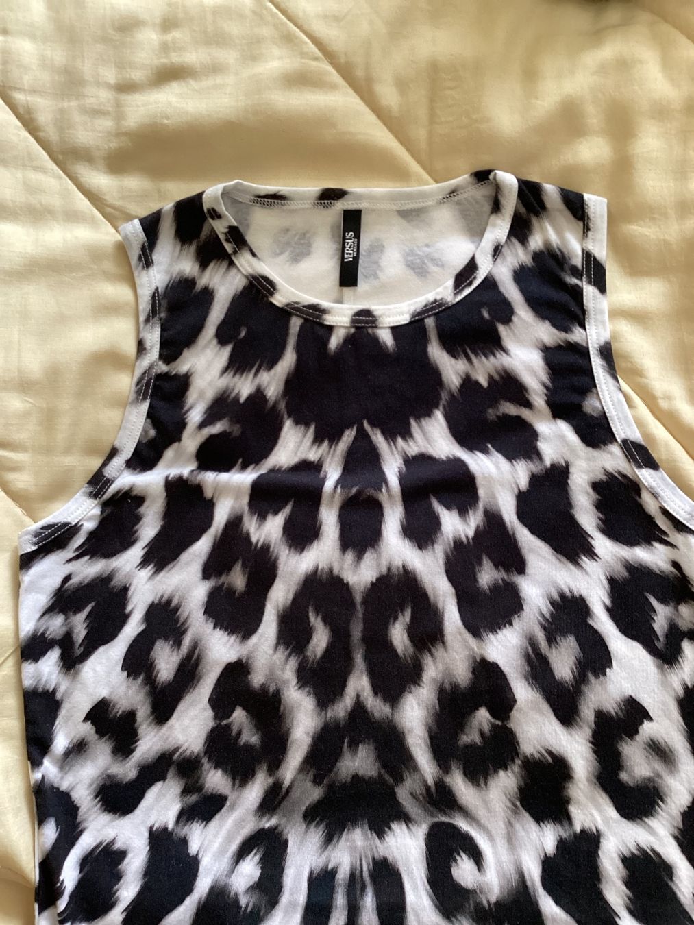 Versace Vestiti: Kleid Versus Versace XS – Nuovo (secondo la descrizione) da Magadino venduto da sylvierosa 1