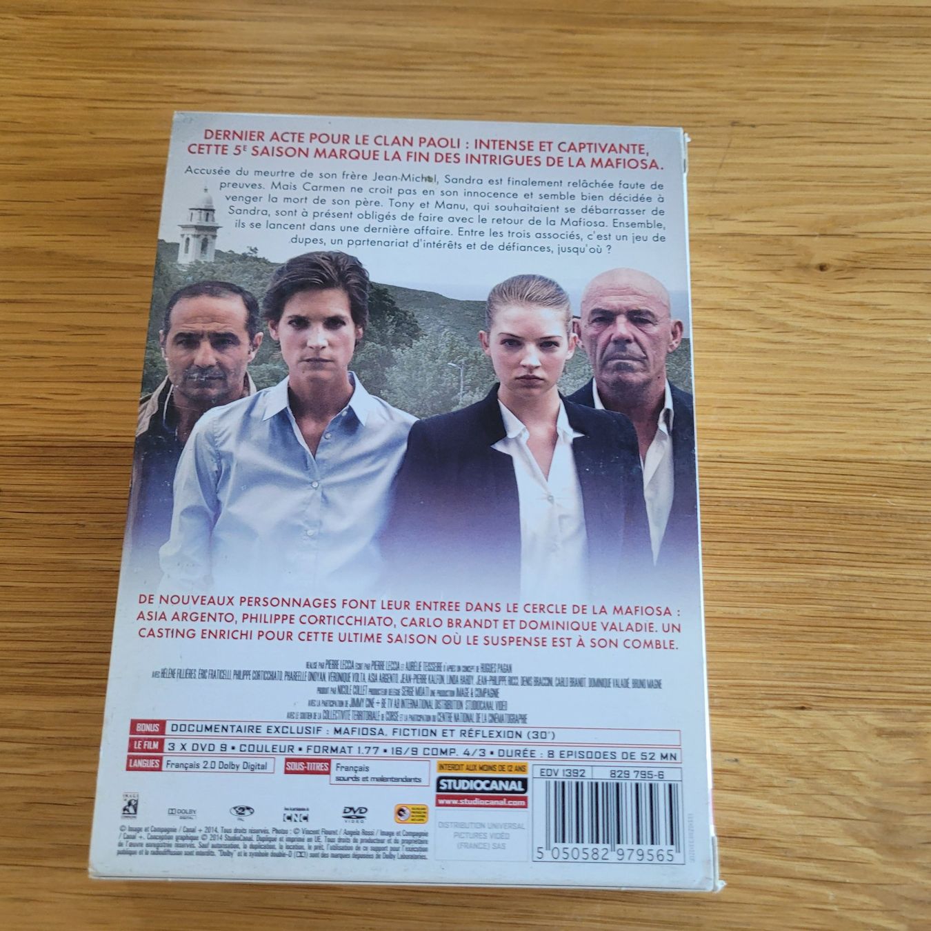 Tutti i DVDs: DVD Coffret Mafiosa Saison 5 – Usato da Biel/Bienne venduto da Destockweb 1