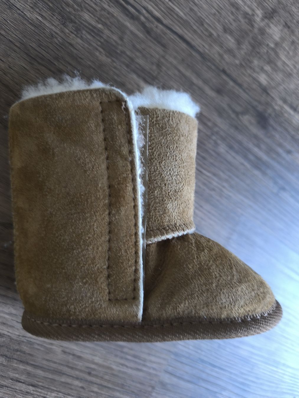 Ugg Chaussures garçon: UGG Merino Original Baby Schuhe  – D'occasion à Frauenkappelen par Nickyta89 2