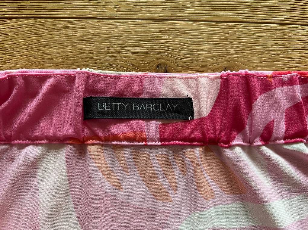 Betty Barclay Gonne: Jupe von Betty Barcley, 40, neu – Nuovo (secondo la descrizione) da Luzern venduto da Juliette1907 1
