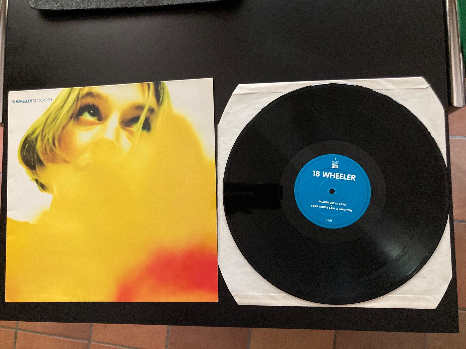 Dischi in vinile: 18 Wheeler - Suncrush – Usato da Fribourg venduto da Karushi
