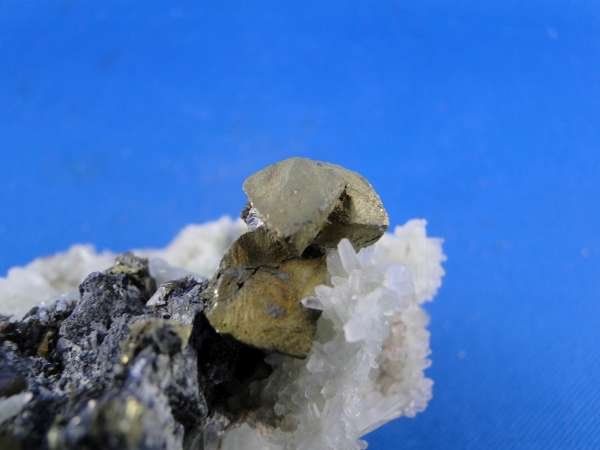 Mineralien & Heilsteine: Chalkopyrit und Galena auf Quarz – Gebraucht aus Schinznach Bad von Demerald 7