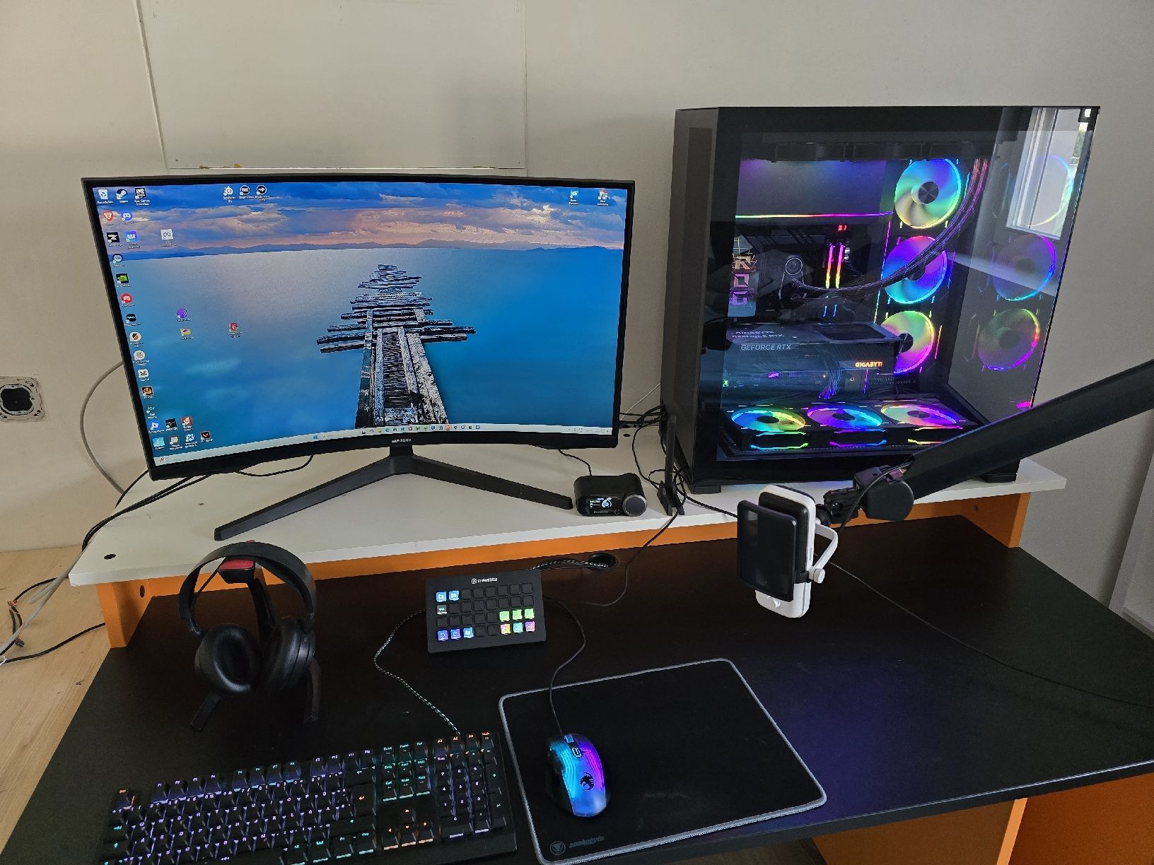 PC: Gaming PC full setup + Extras. Top Zustand – Nuovo (secondo la descrizione) da Züberwangen venduto da nachspce
