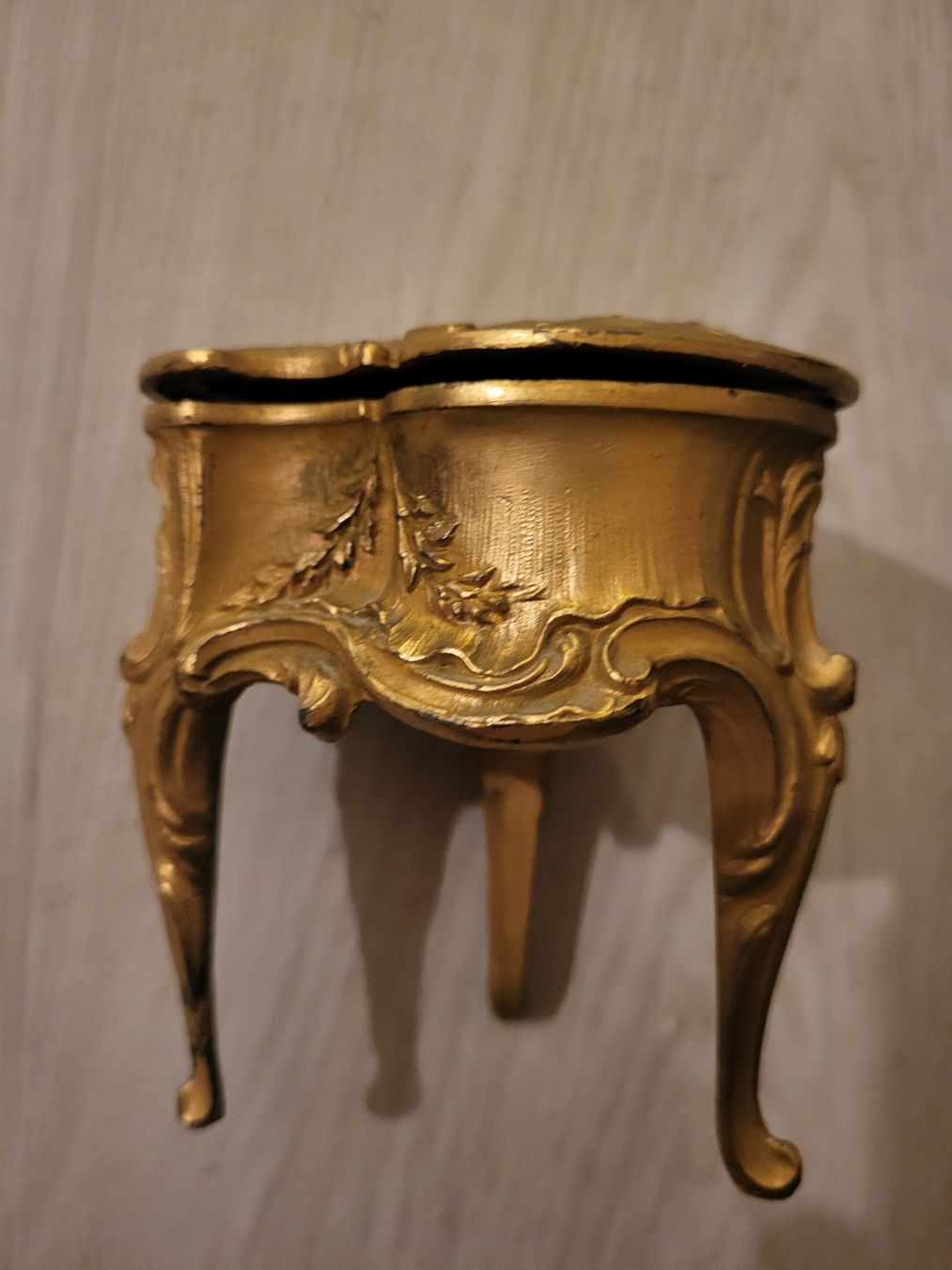 Cassapanche: Schmuckschatulle kästchen rococo – Nuovo (secondo la descrizione) da Turbenthal venduto da kai_6277