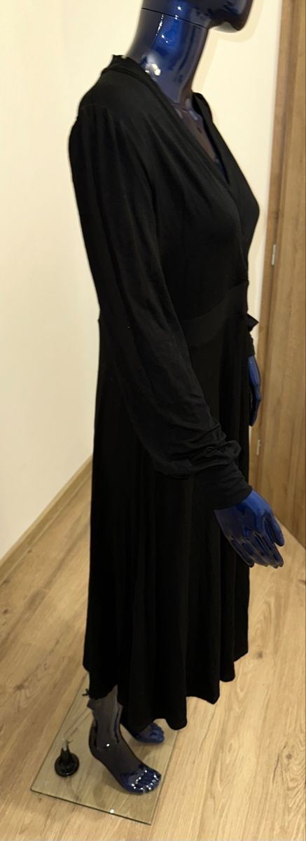 Kleider: BODEN MAXIKLEID GR. 38 (UK 12) – Gebraucht aus Unteraegeri von MH203 4