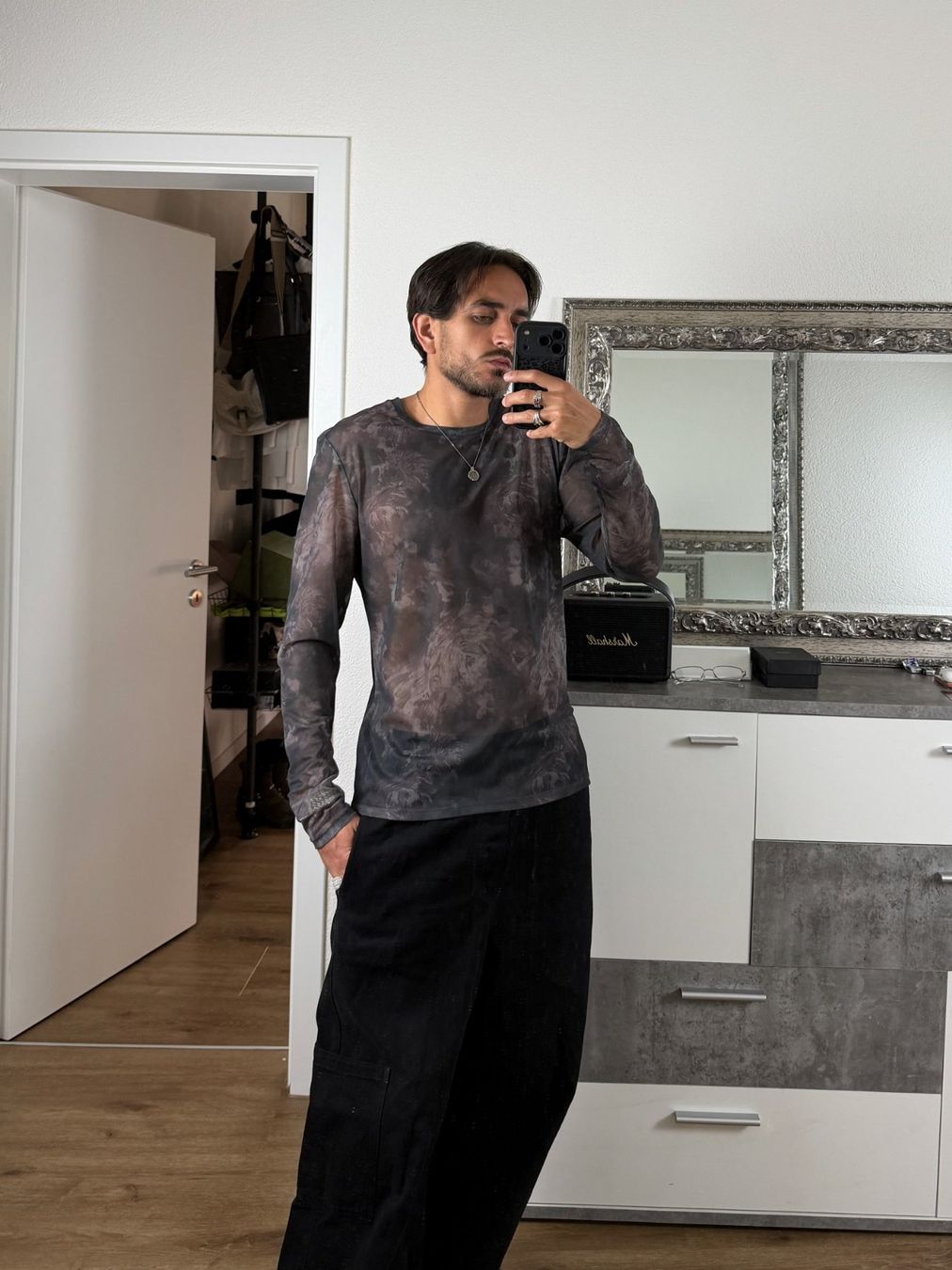 Asos Pullover & Sweatshirts: Asos Design printed mesh top – Gebraucht aus Biel/Bienne von sami0788480082 1