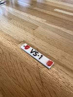 Personalisierbar Autoschild Schlüsselanhänger Wallis