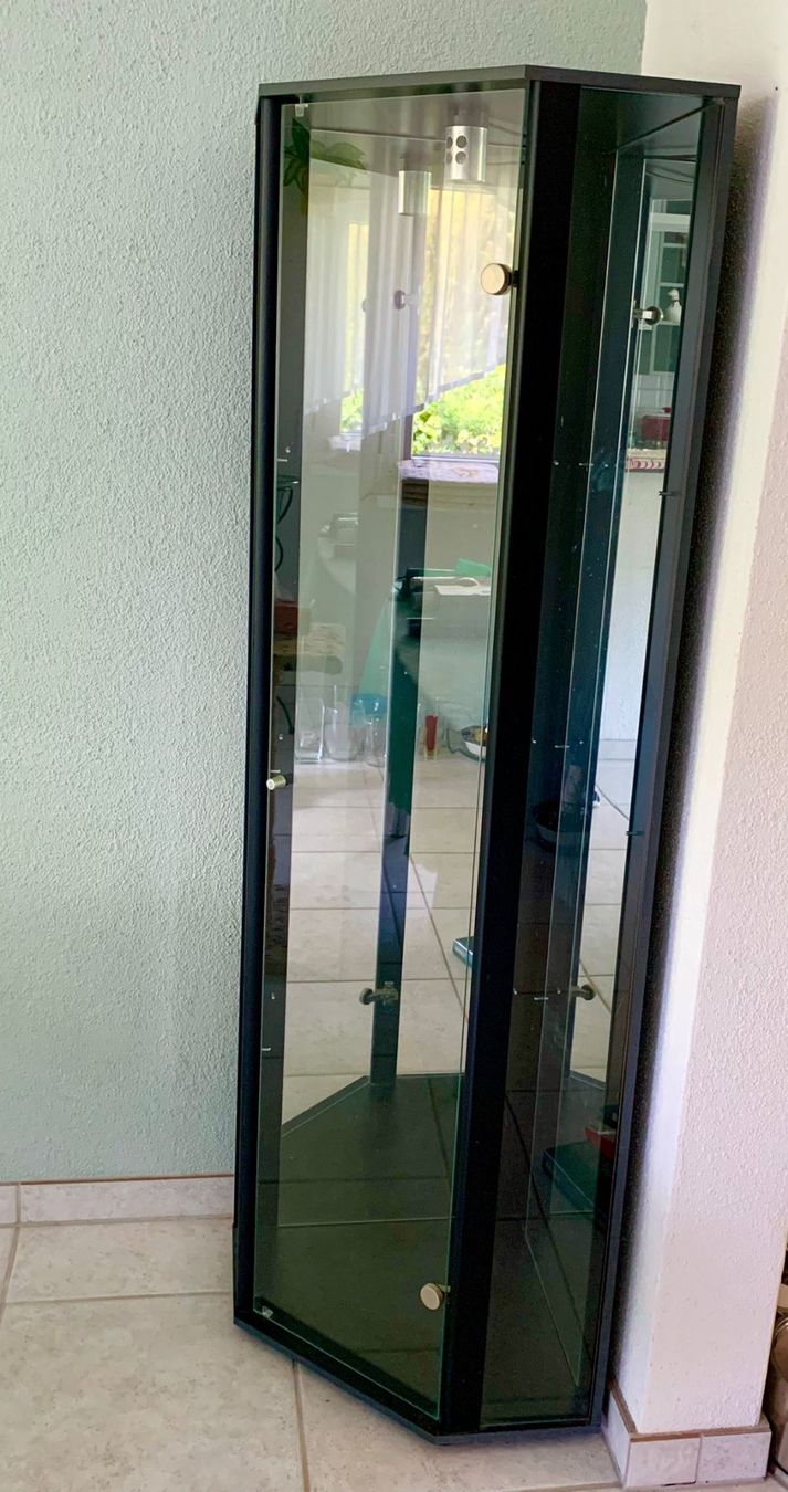 Vetrine: Glasvitrine 3 Etagen – Usato da Wohlen AG venduto da Chemikus0
