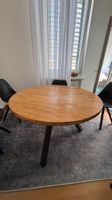Esstisch rund aus Holz