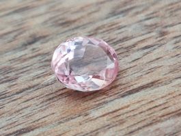 Natürlicher Padparadscha Saphir Ceylon (Sri Lanka) 2.85 ct.