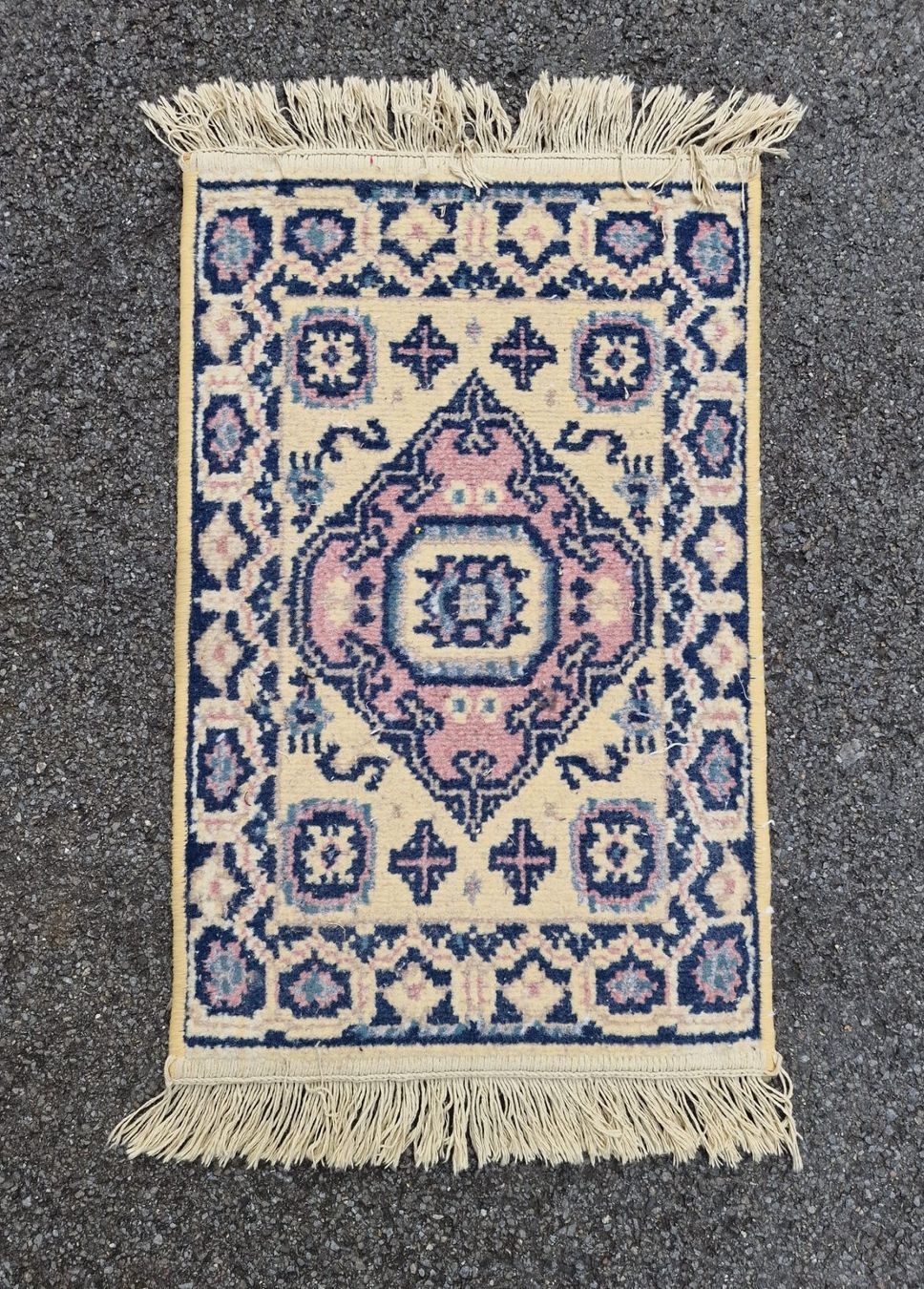 Tappeti: Kleiner Orientteppich aus Wolle Teppich – Usato da Flums venduto da Flumsantik