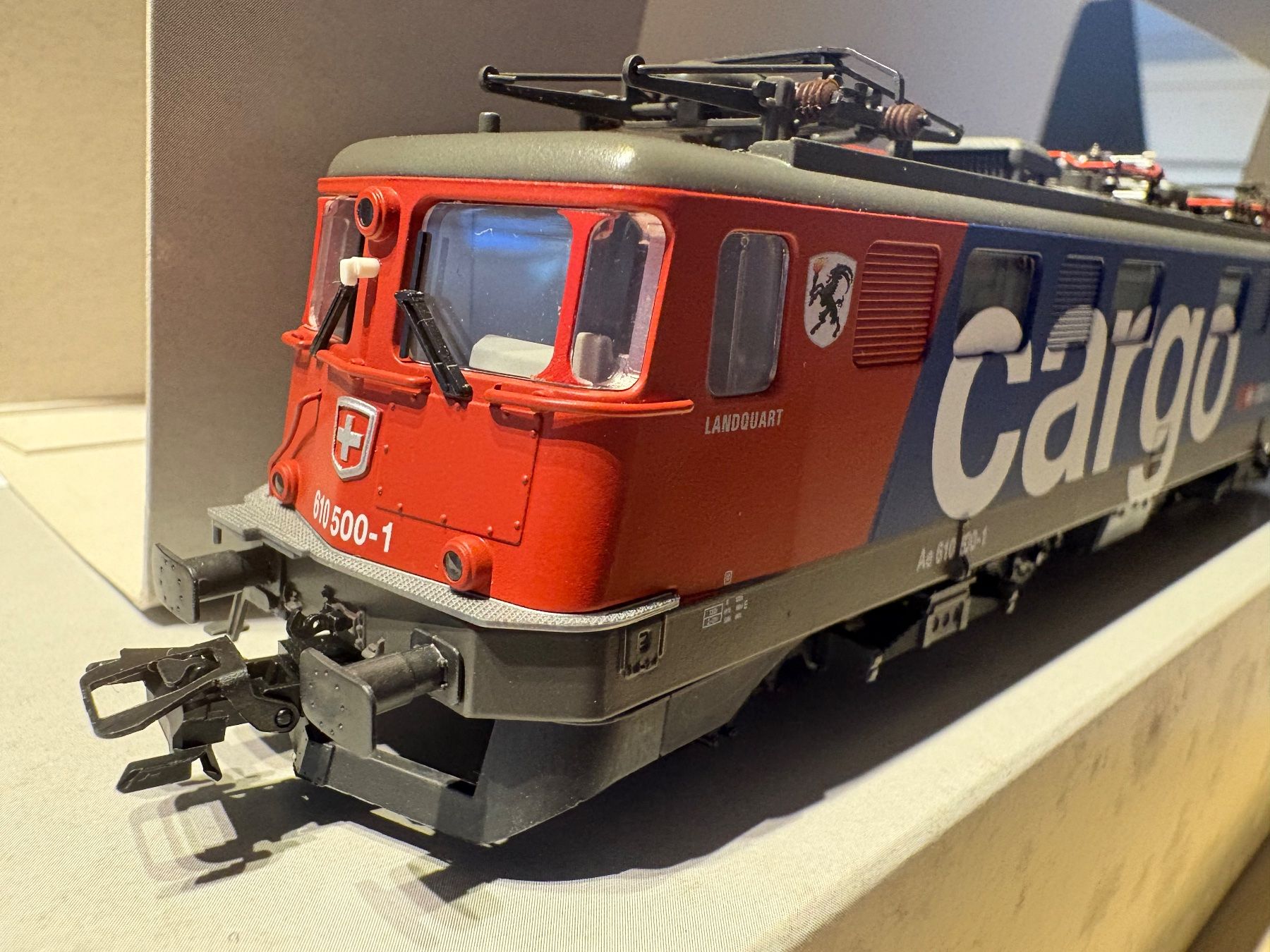 Märklin Modelleisenbahnen: Maerklin 37360  Ae 6/6 – Neu und originalverpackt aus Corcelles Payerne von Pierre66 5