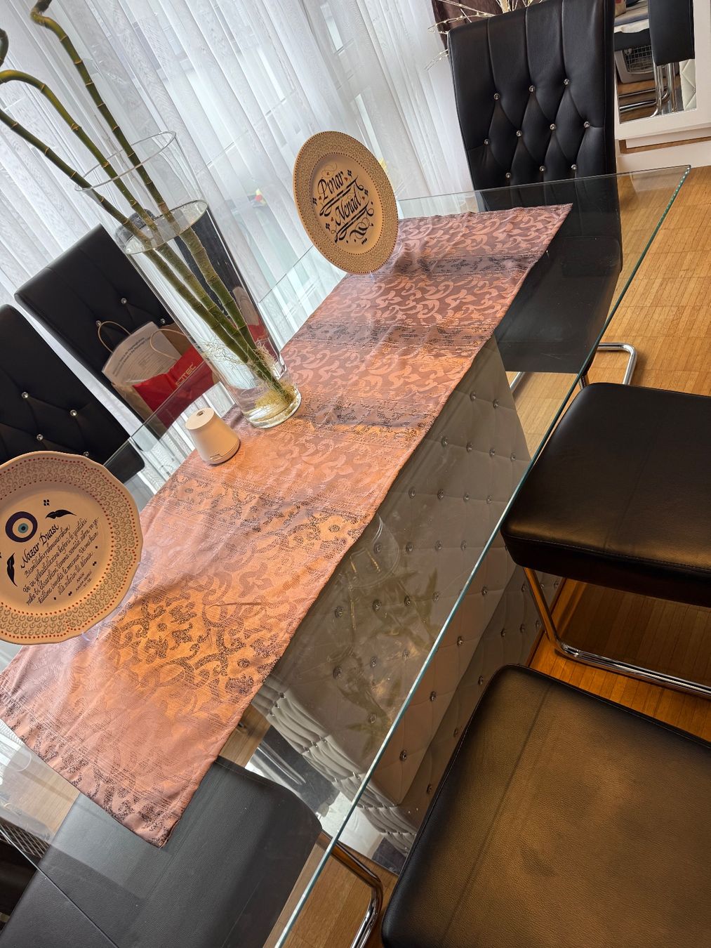 Tische: Esstisch Designer Glas Esstisch mit Stühle – Gebraucht aus Winterthur von Nesho 3