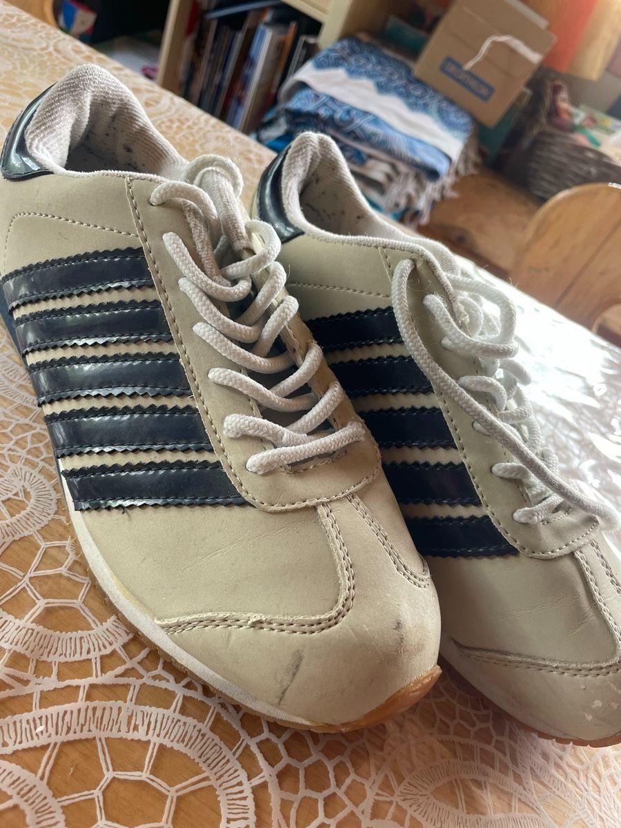 Cube Scarpe da uomo: Hallen -Turnschuh 41 CUBE – Usato da Stäfa venduto da a9uzel
