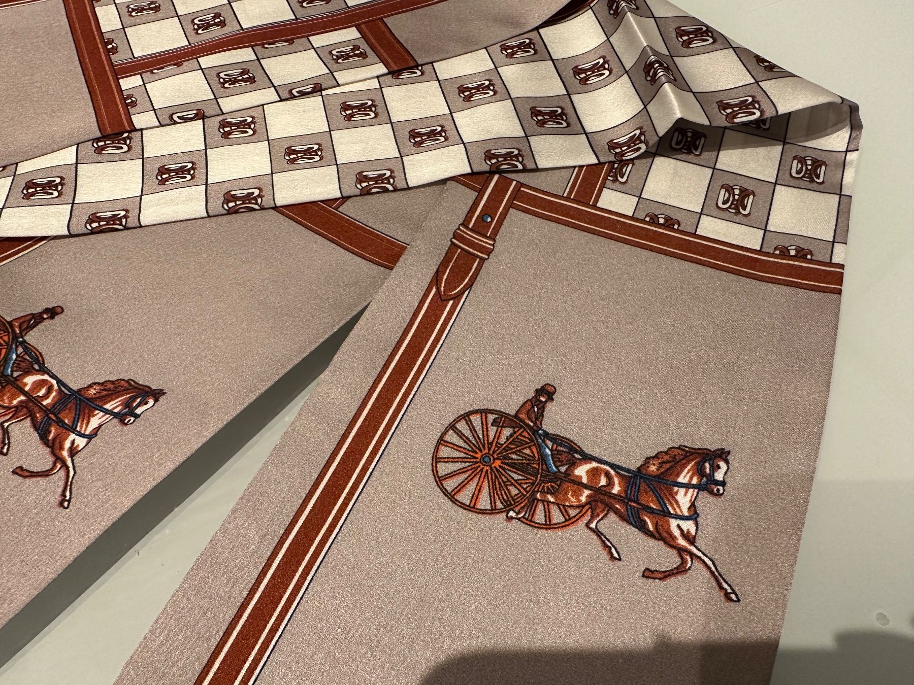 Foulards & écharpes: Lässiges Twilly – Neuf avec emballage d'origine à Hittnau par LuxAndMore 2