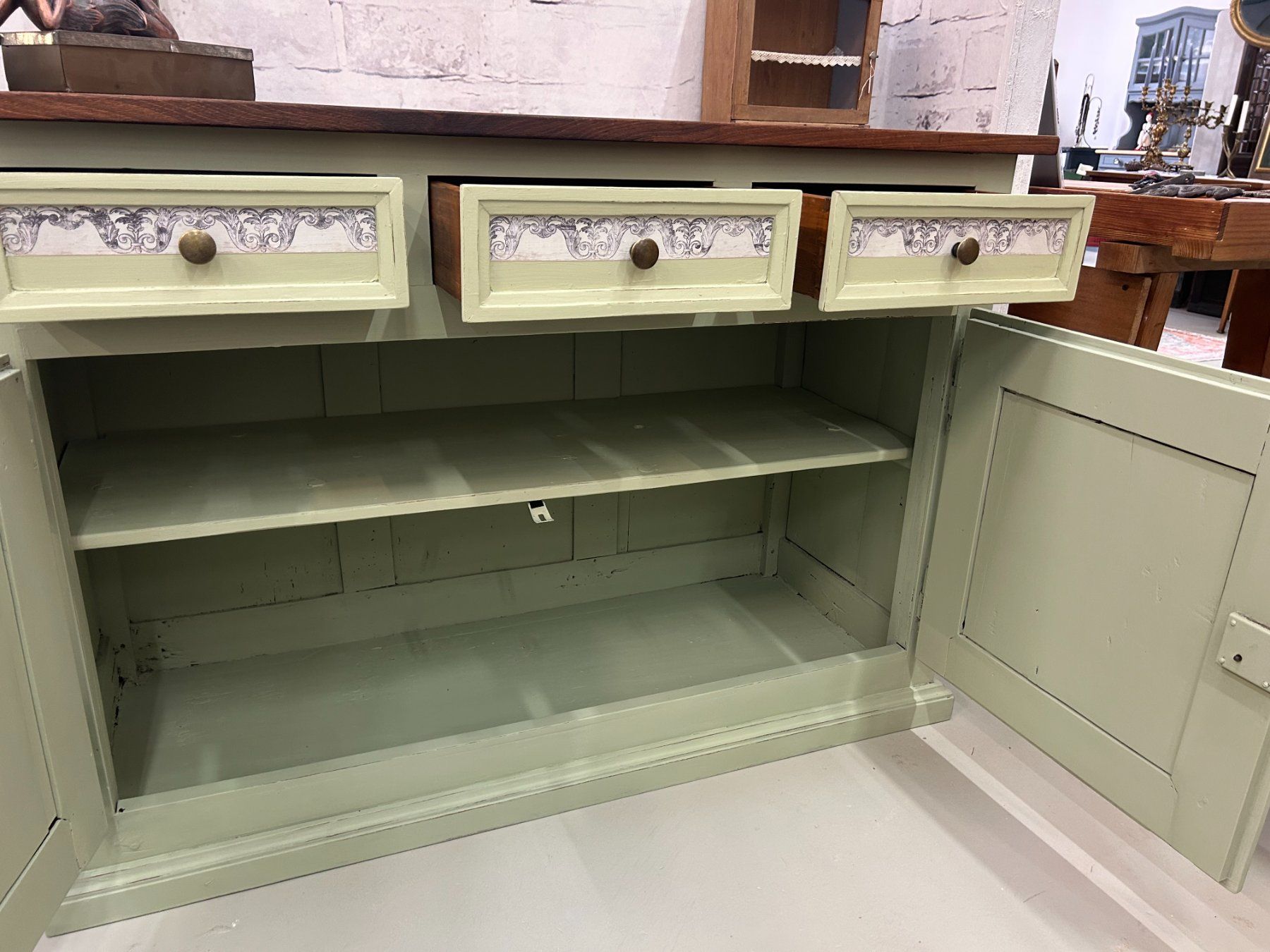 Cassettiere: Kommode Sideboard Anrichte Buffet Nussbaum vintage börnie's – Usato da Gränichen venduto da boernies01 7
