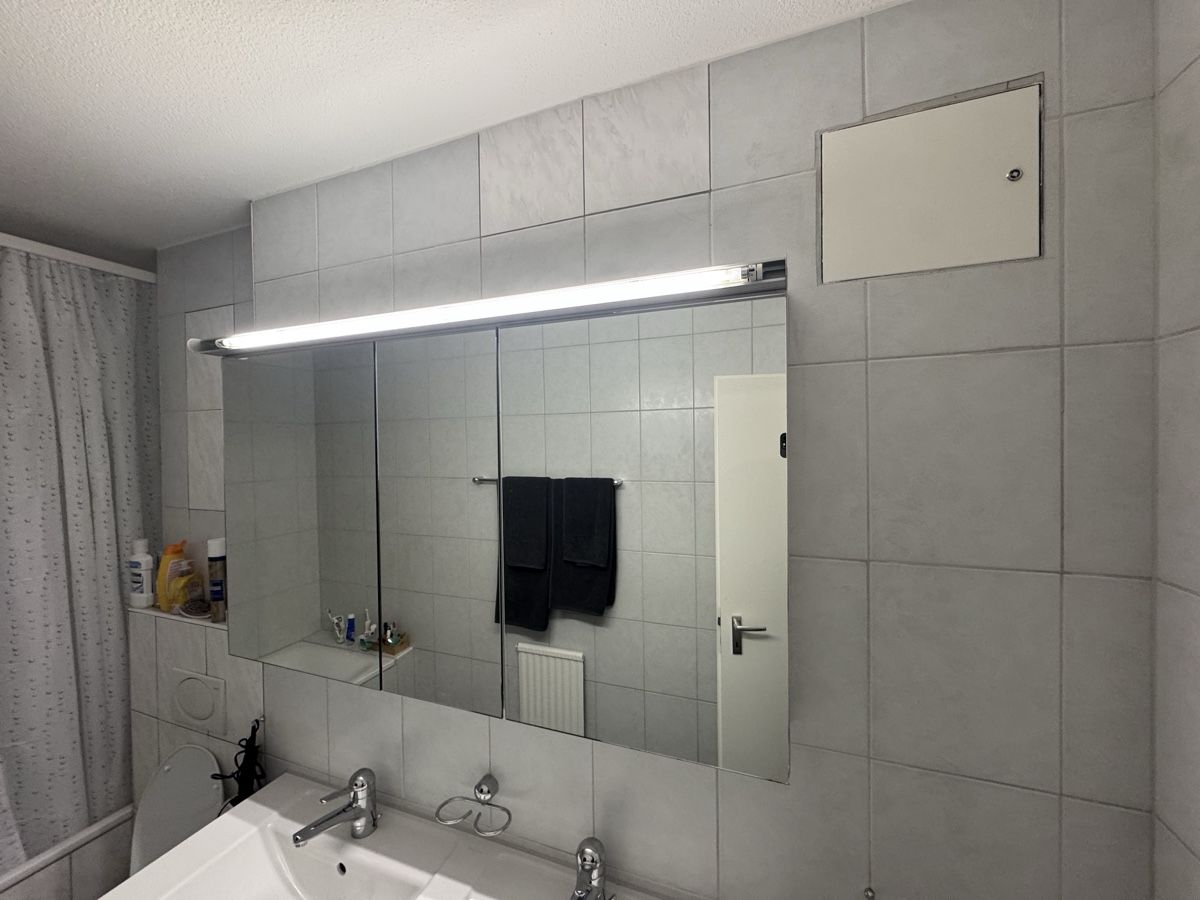 Armadietti a specchio: Spiegelschrank 120cm breit – Usato da Schinznach Bad venduto da Bann 1