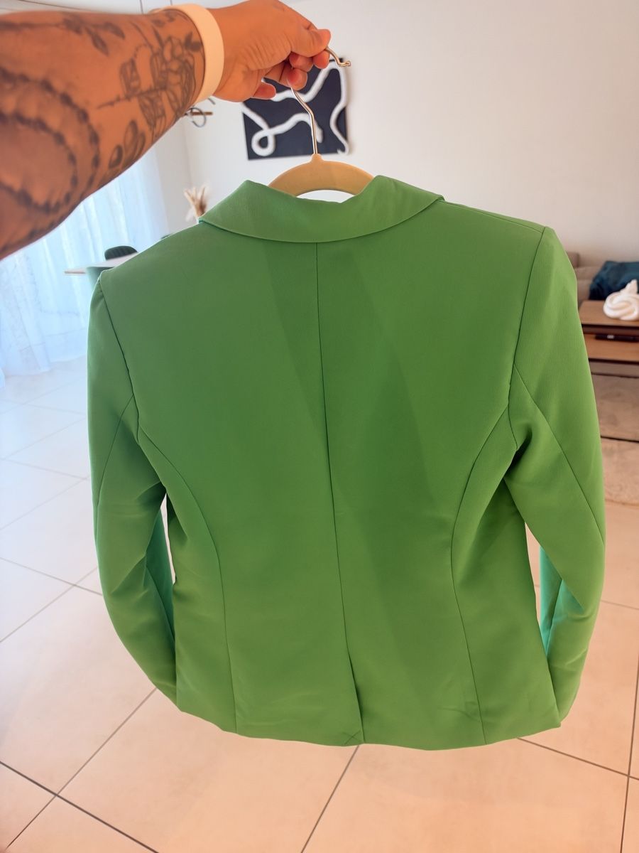 Only Giacche: ONLY Tailoring Blazer Grün Gr. 36 – Nuovo (secondo la descrizione) da Buttikon SZ venduto da maticivy 1