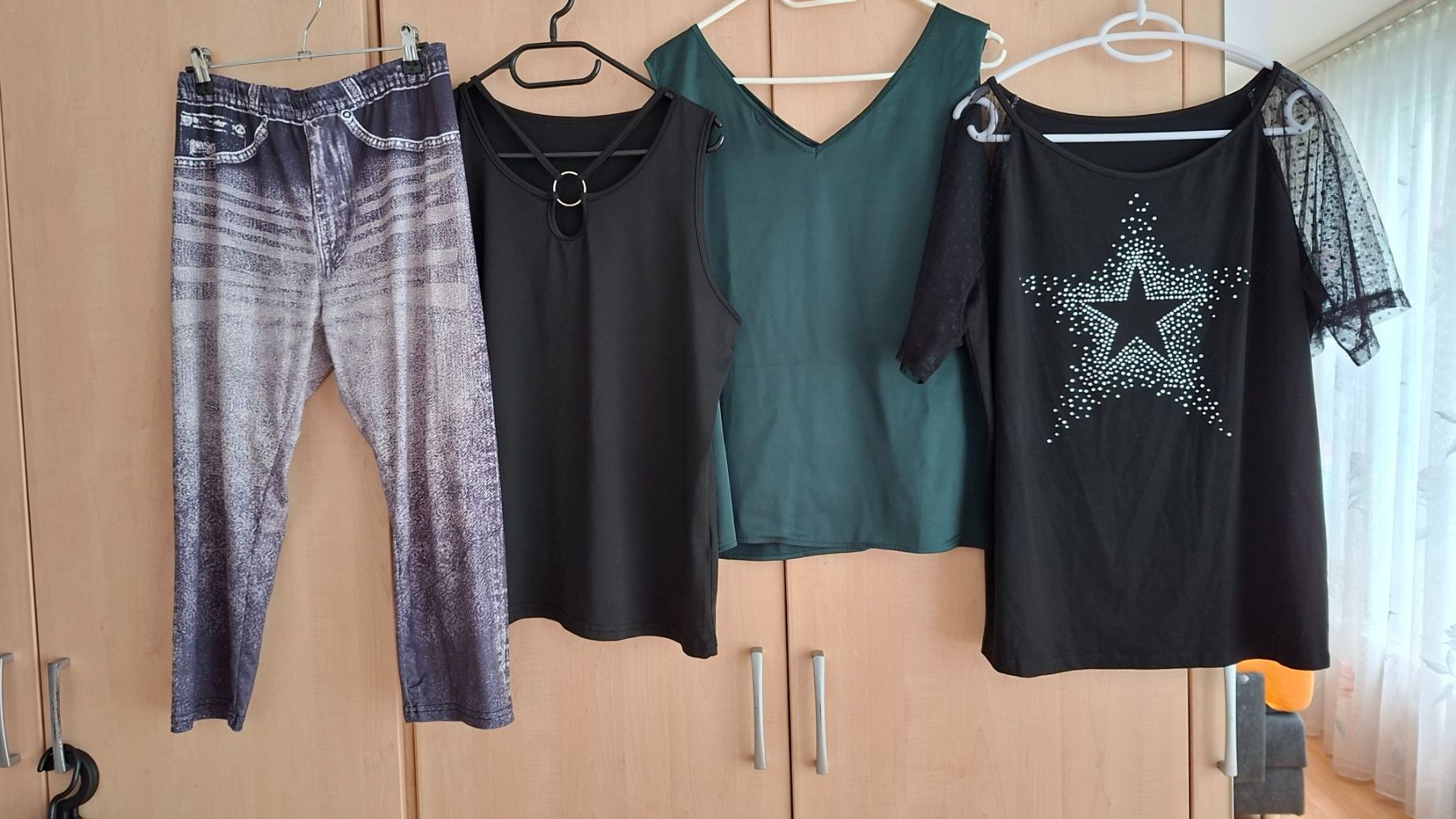 Lotti di vestiti: Kleiderpaket  4Teilig L Neuwertig – Nuovo (secondo la descrizione) da Reinach AG venduto da nicki024