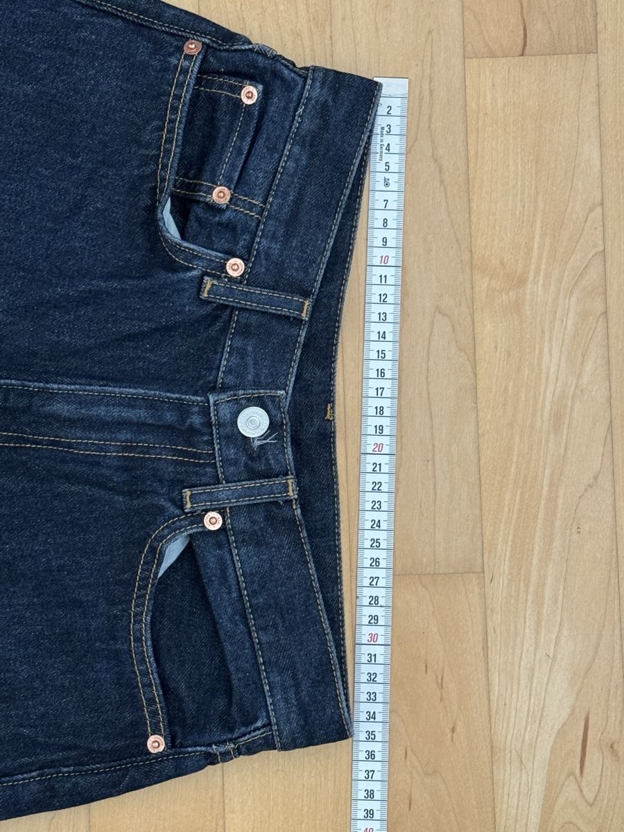 Jeans: Damen Jeans, Cos – Usato da Wiesendangen venduto da leaanuus 1