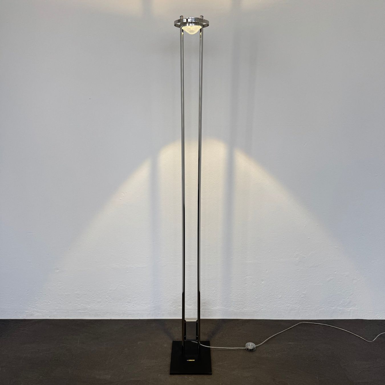 Lampade: Licht im Raum Master Stehleuchte – Usato da Schönenwerd venduto da mcofficeshop