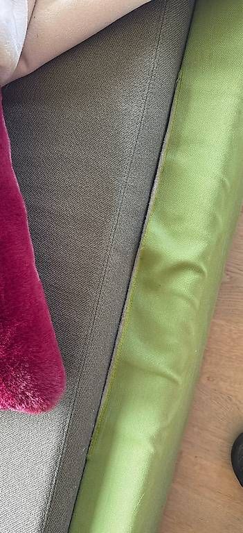 Vitra Sofas: Vitra Polder – Gebraucht aus Haslen AI von sim_5vjd 1