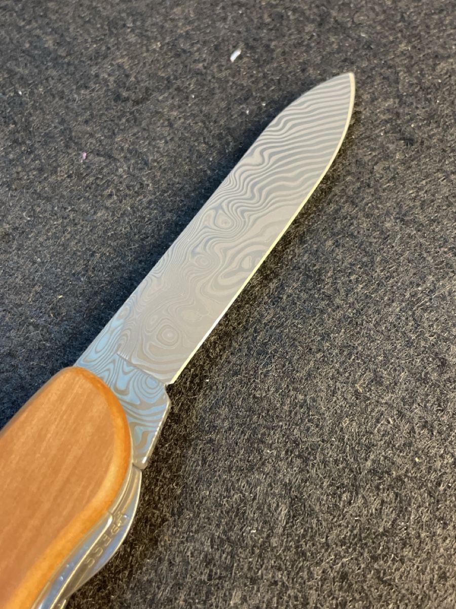 Victorinox Taschenmesser: Victorinox  – Neu und originalverpackt aus Basel von ong72 6