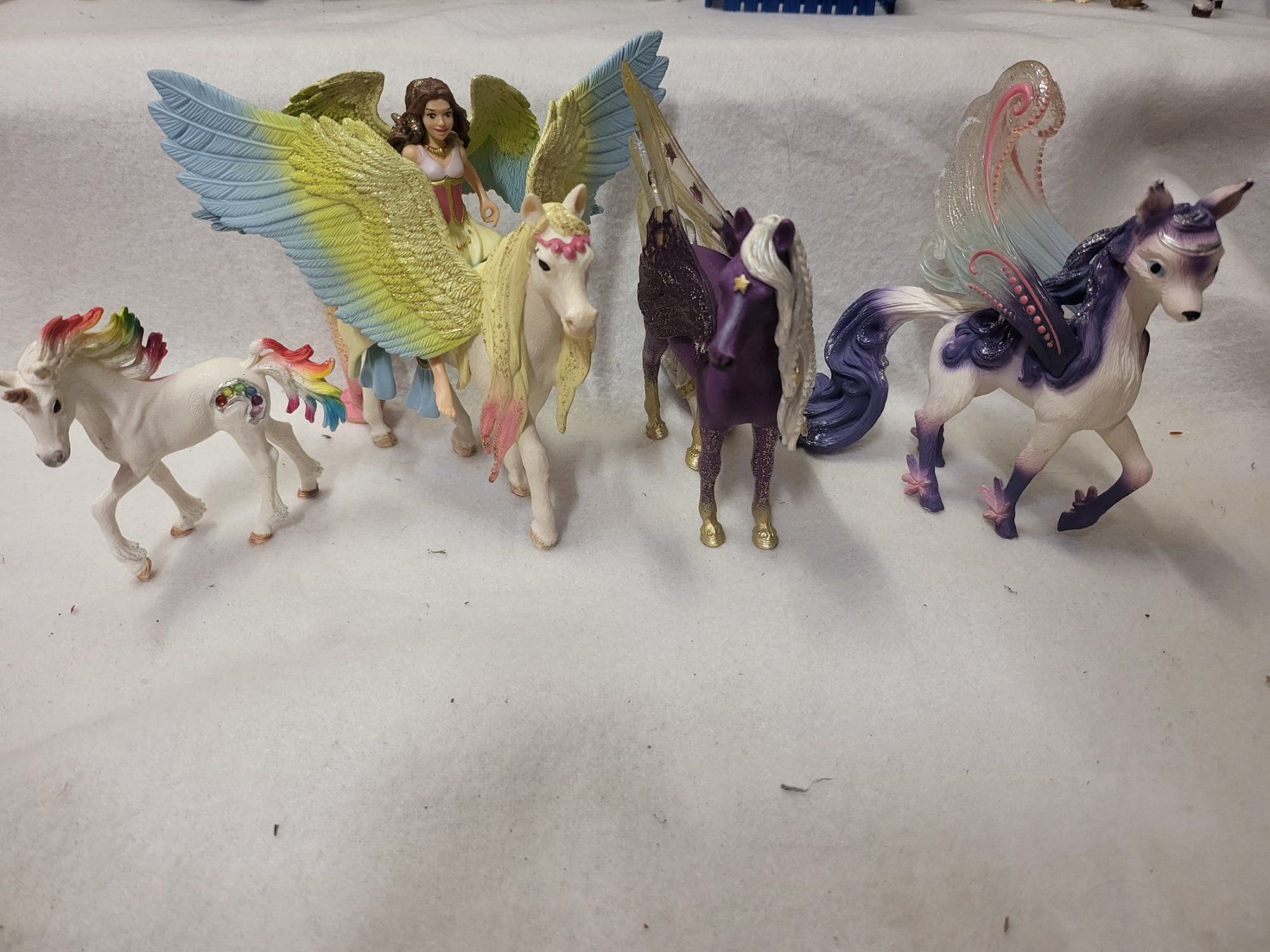 Schleich Jouets: Schleich Pferdehof plus Pferde, XXL – D'occasion à Birsfelden par mim_bph7 7
