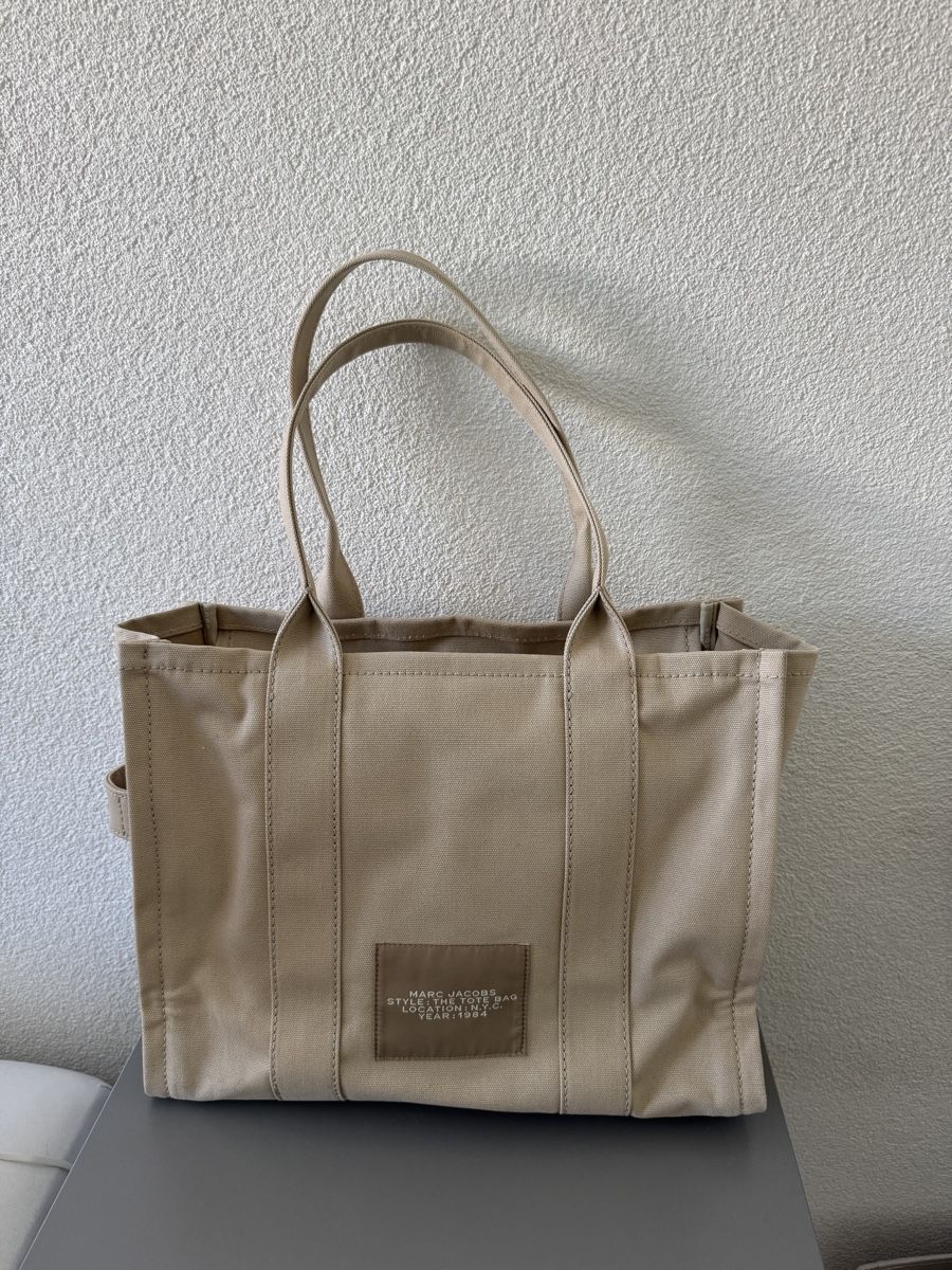 Marc Jacobs Taschen für Damen: Marc Jacobs The Tote Bag Canvas Beige – Neu (gemäss Beschreibung) aus Marbach SG von s.oehler 1