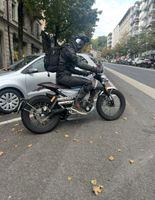 Moto mondial hps 125 édition limitée