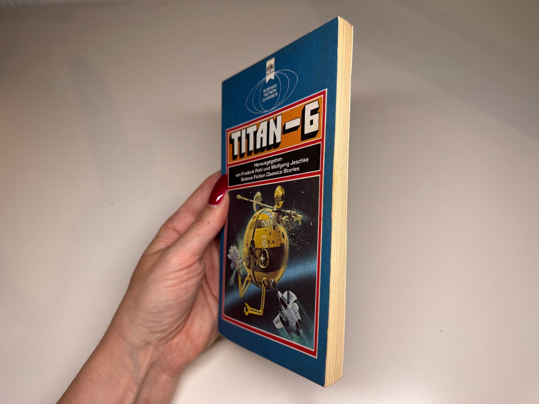 Libri: ROMAN: Titan - 6 – Usato da Grosswangen venduto da Deutsche_Romane 1