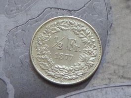 1/2 Fr. 1877 B - Qualité Exceptionnelle UNZ - Kat. Fr.1250.-